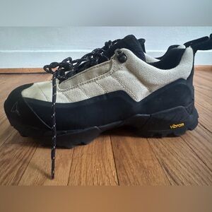 Brand new ROA Katharina shoes in Taupe size 41/US 8